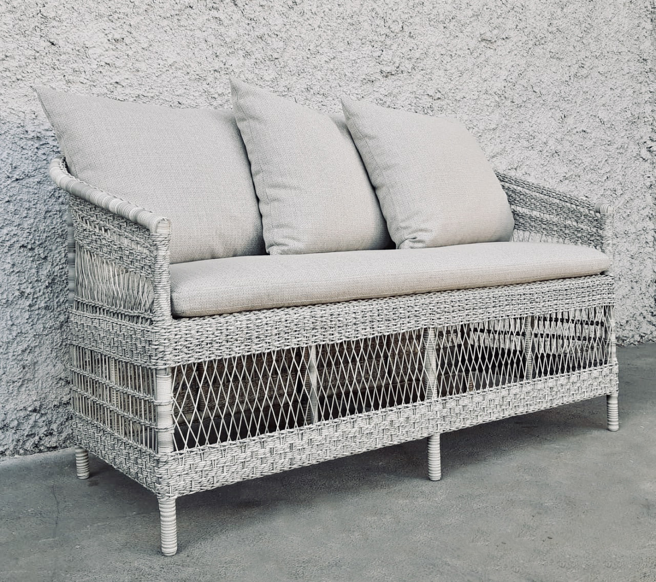 » Malawi Outdoor Sofa