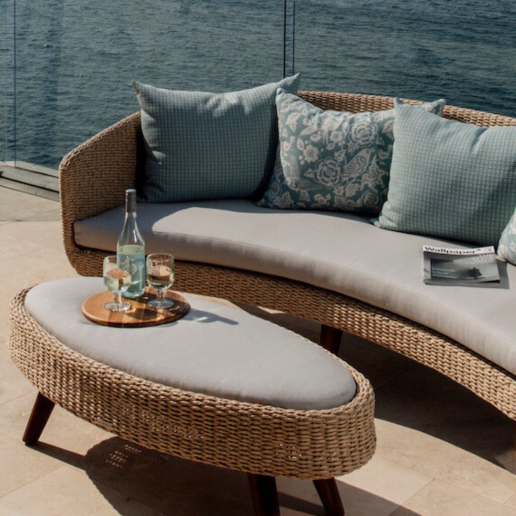 Tressé Outdoor Ottoman Oval - Osier Belle