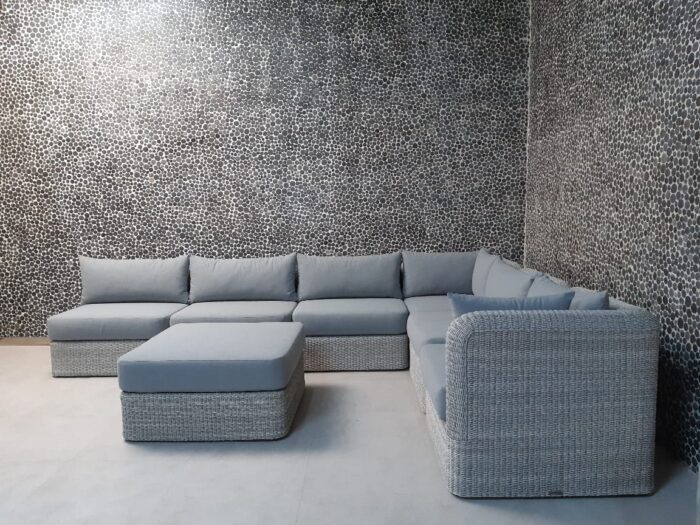 Oli & walt outdoor modular setting