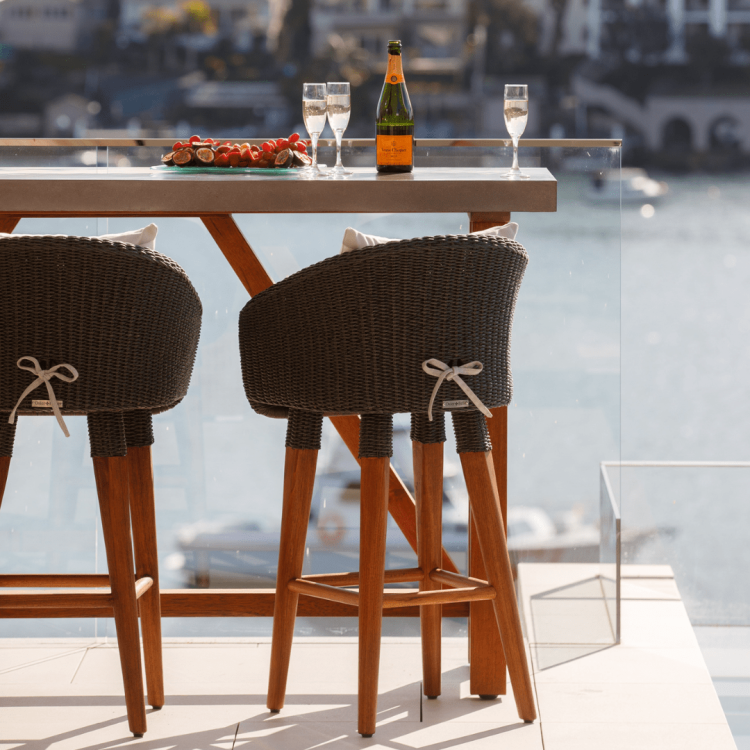 outdoor bar stools (1)